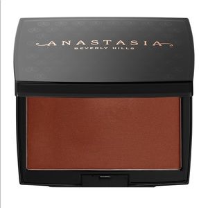 🆕 Anastasia ABH Mahogany Powder Bronzer